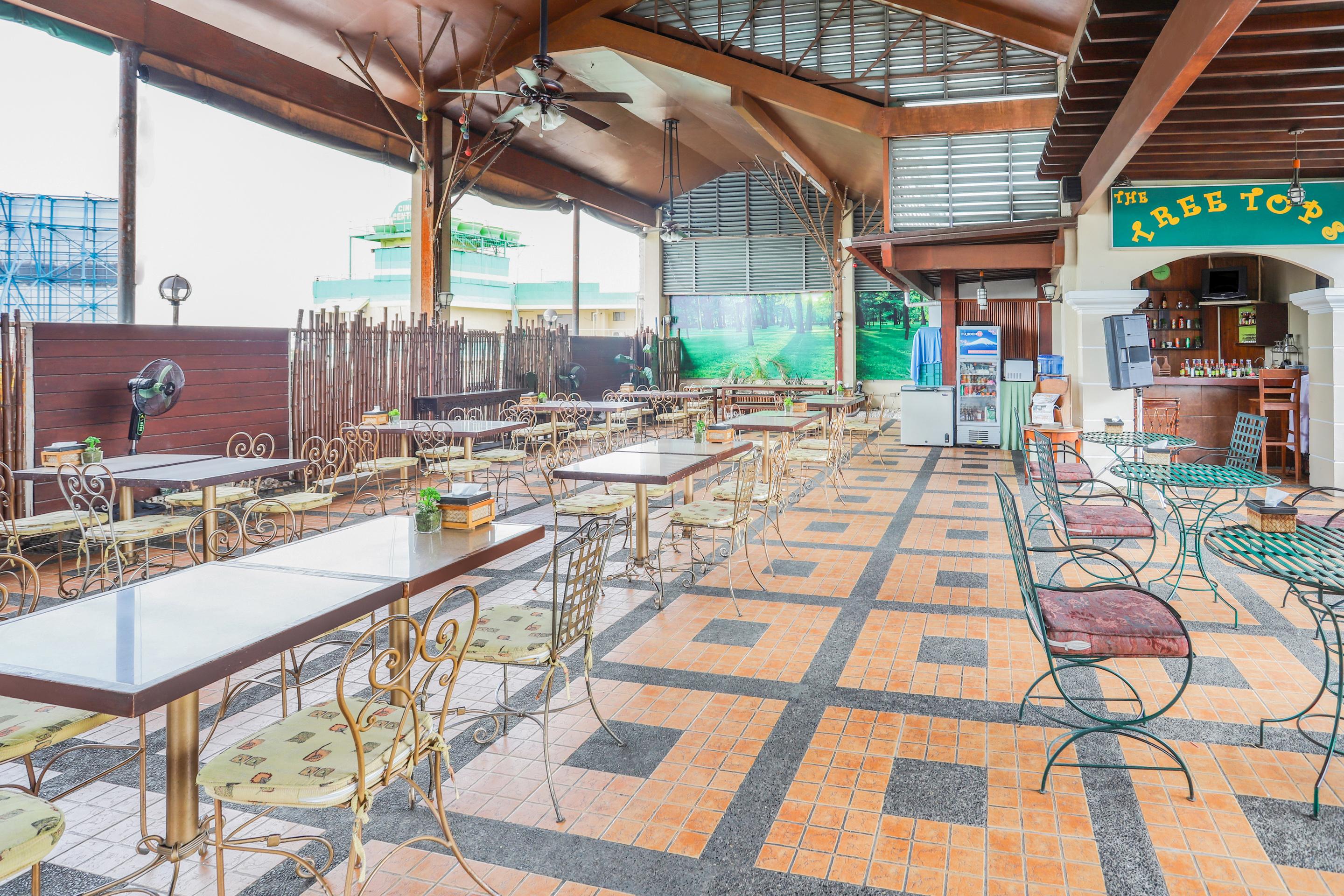 Oyo 210 Apple Tree Suites Cebu Exterior photo