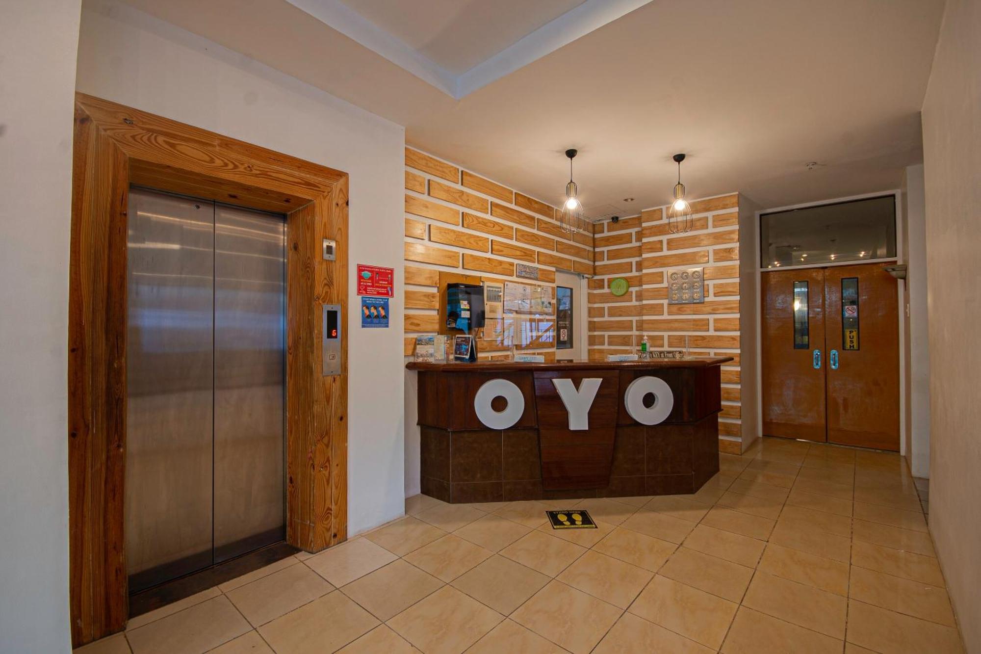 Oyo 210 Apple Tree Suites Cebu Exterior photo
