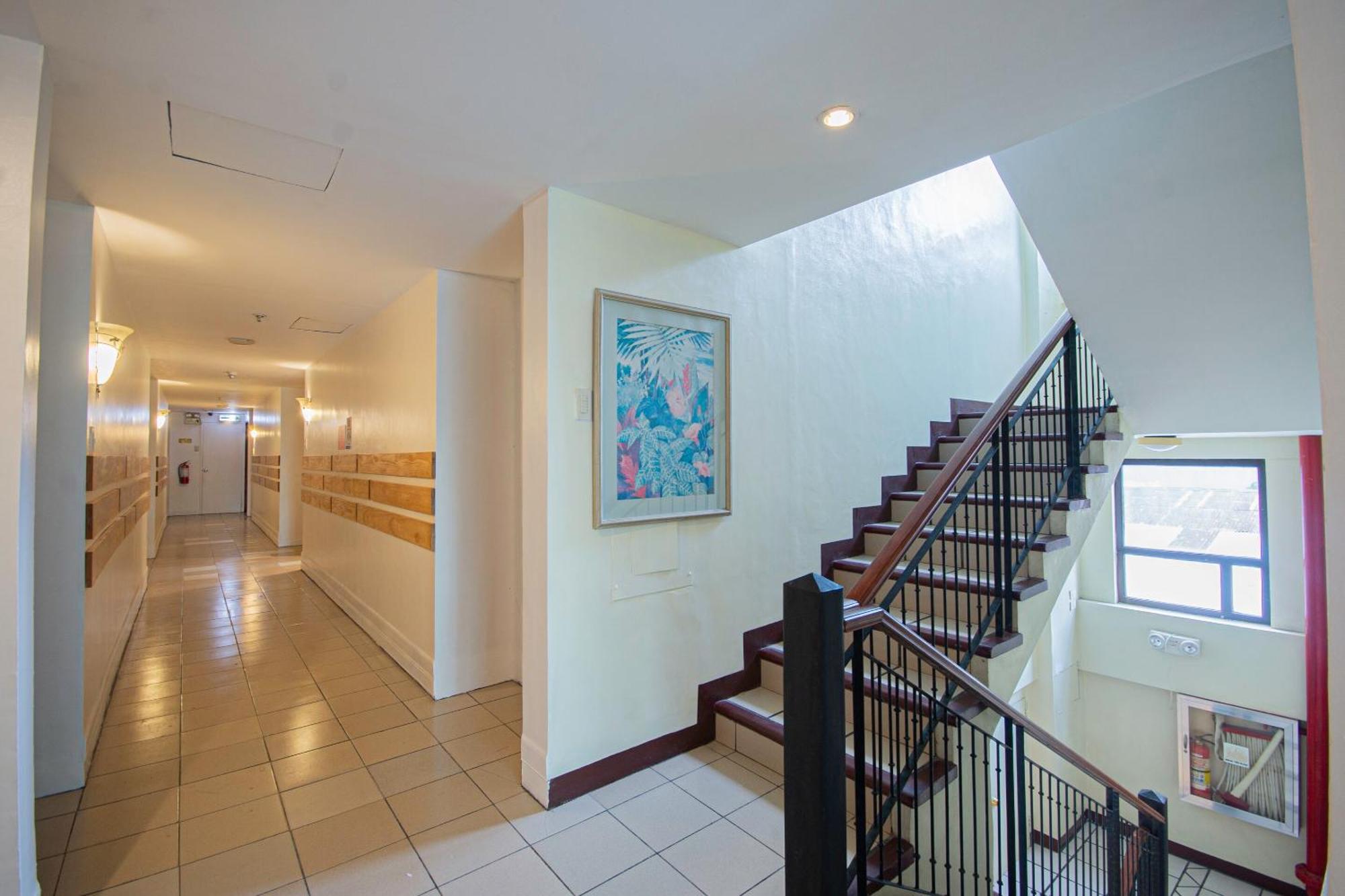 Oyo 210 Apple Tree Suites Cebu Exterior photo
