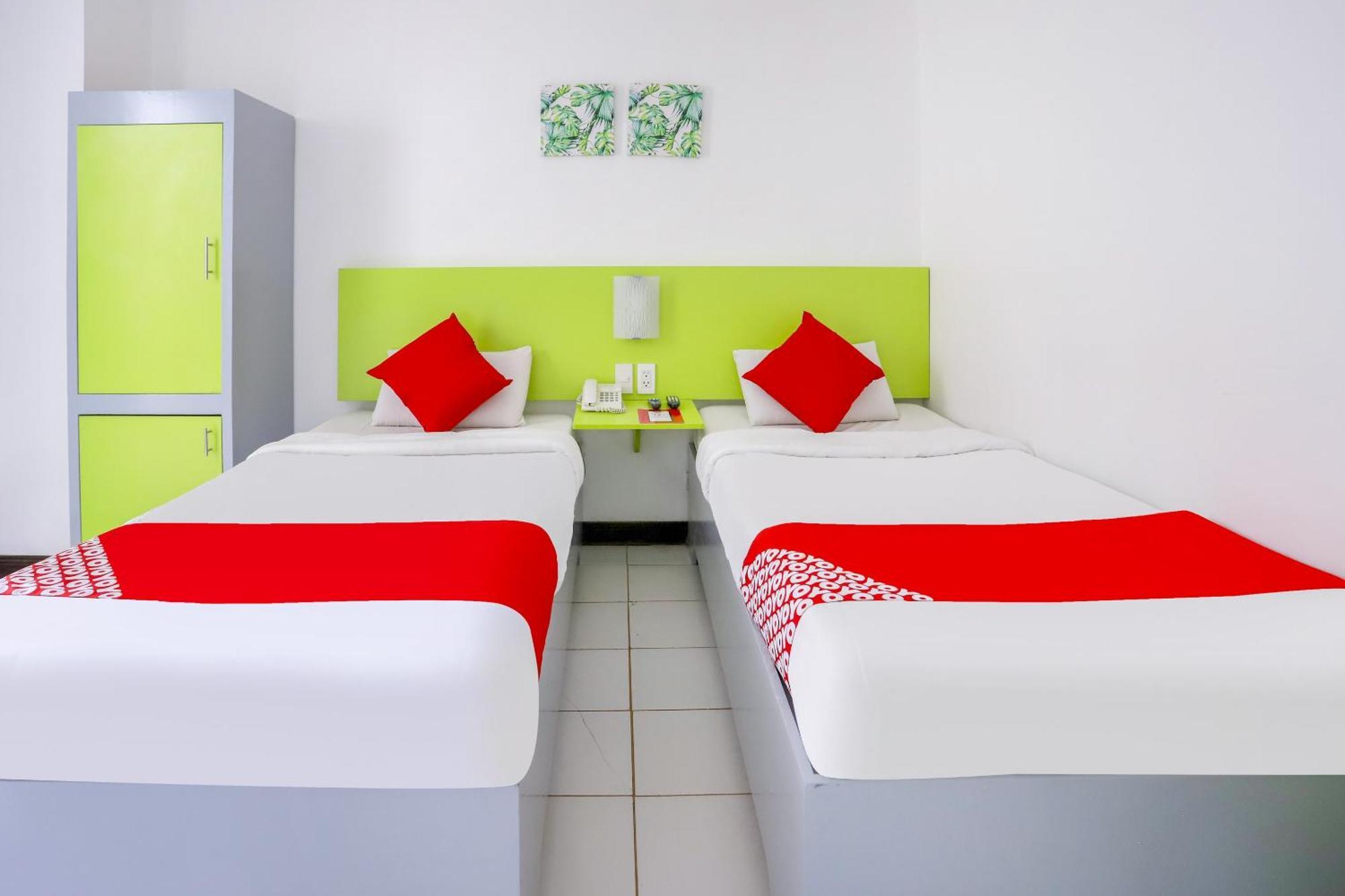 Oyo 210 Apple Tree Suites Cebu Exterior photo