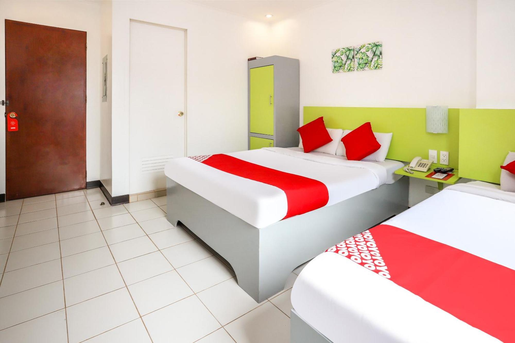 Oyo 210 Apple Tree Suites Cebu Exterior photo