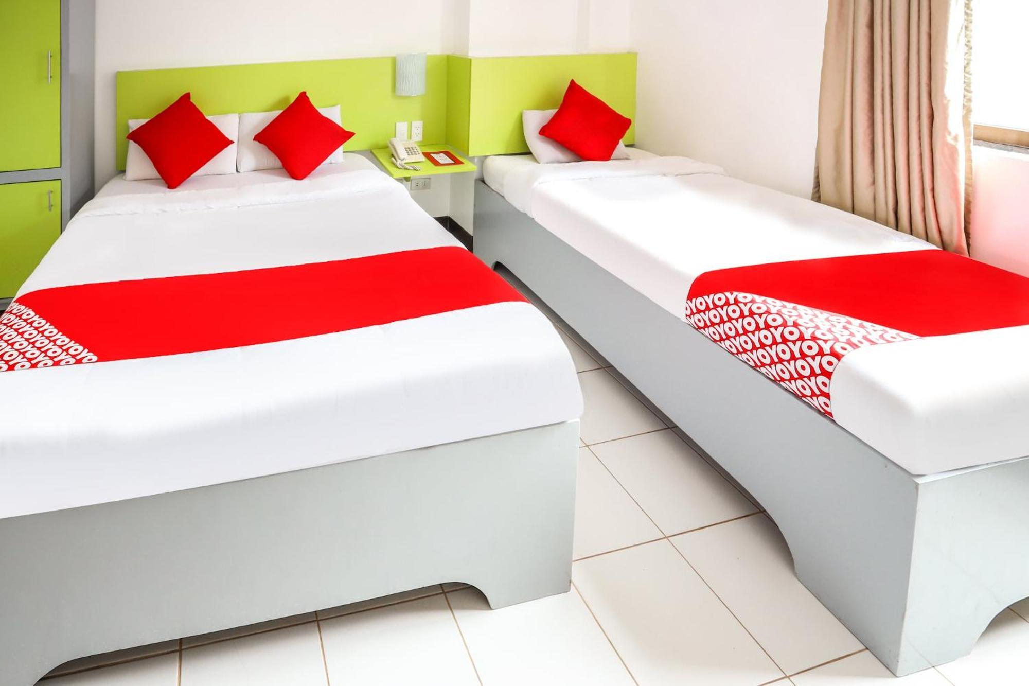 Oyo 210 Apple Tree Suites Cebu Exterior photo