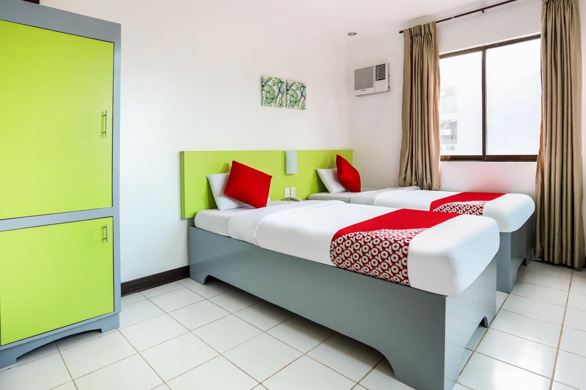 Oyo 210 Apple Tree Suites Cebu Exterior photo