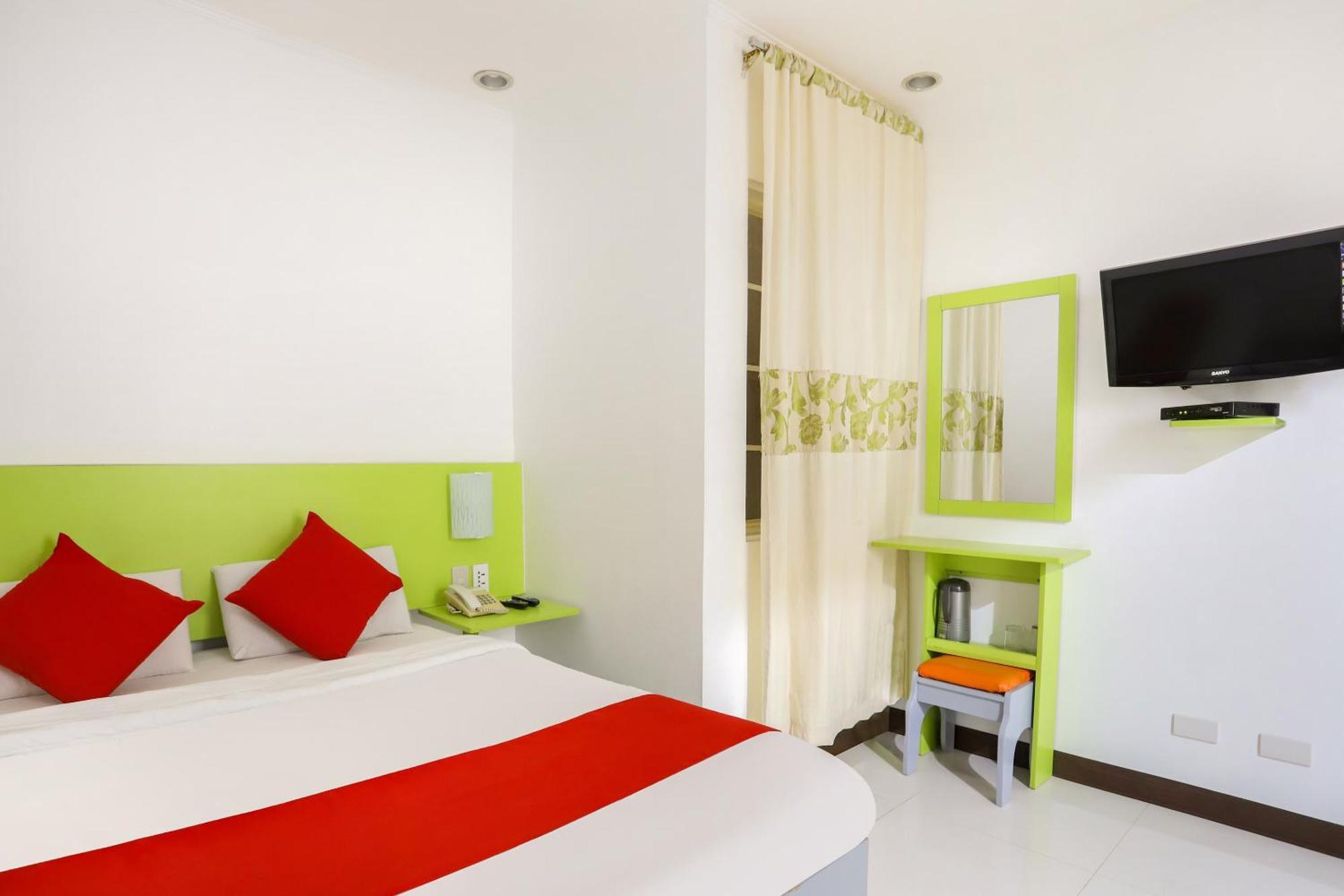 Oyo 210 Apple Tree Suites Cebu Exterior photo